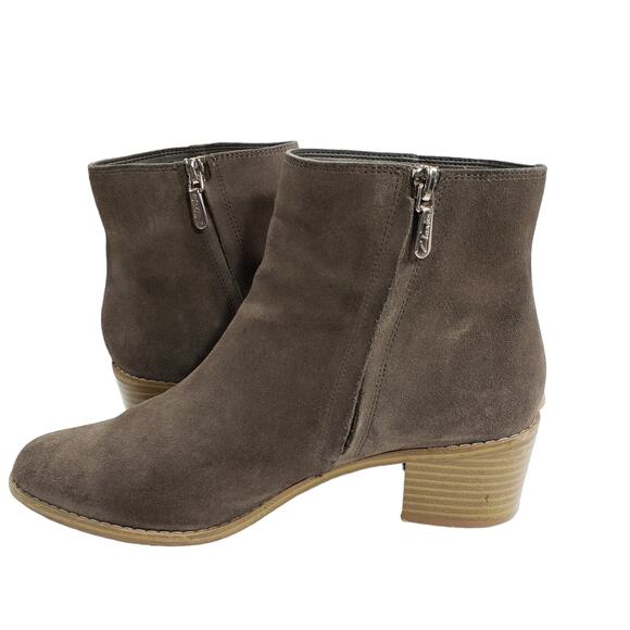 Clarks 8 Suede Leather Bootie Women Breccan‎ Myth Brown Zip Stack 2" Ankle Boots - Picture 7 of 10